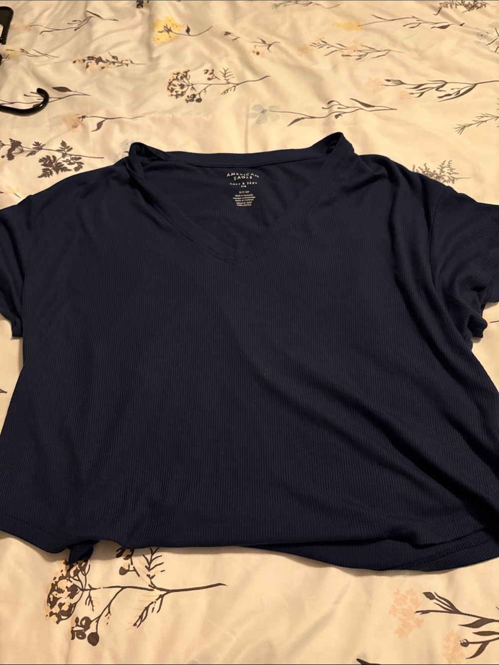 American Eagle Outfitters Navy Ribbed V-Neck Short Sleeve Tee